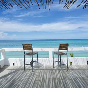 White Sands *** Negril