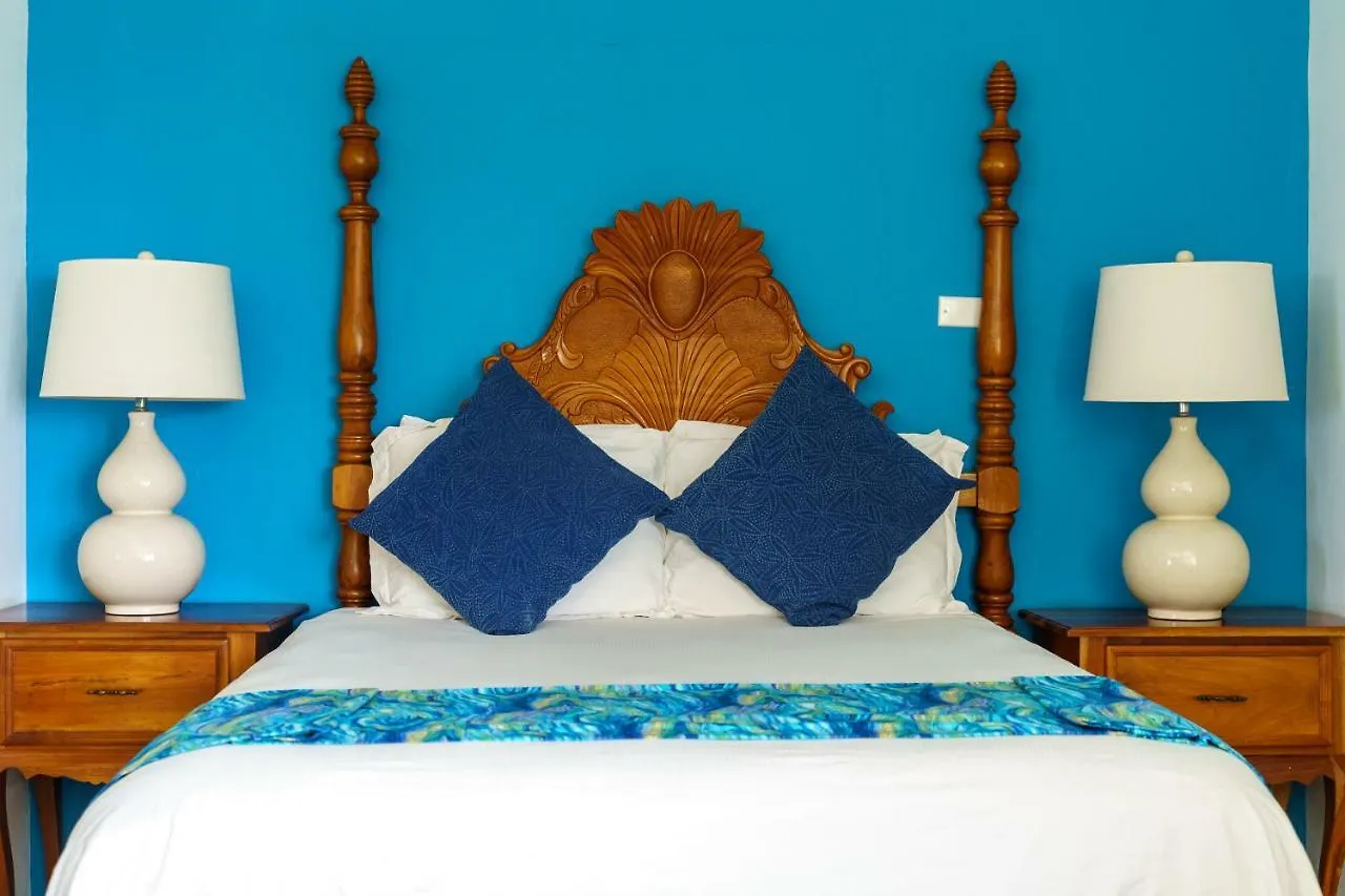 ***  The Westender Inn Negril Jamaica